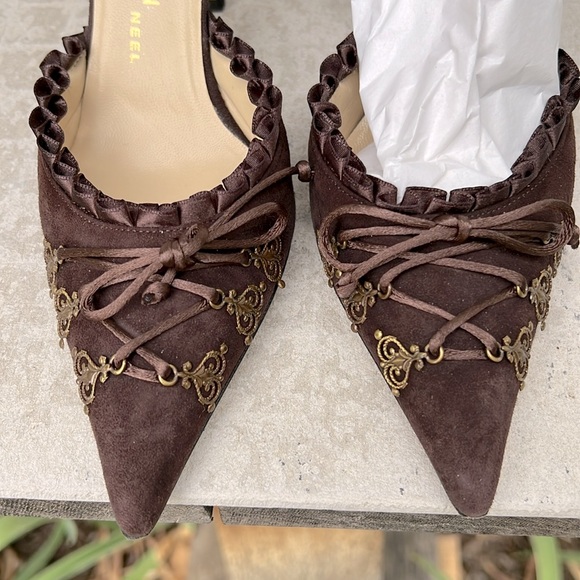 Alexandra Neel VTG Victorian Brown Ruffle Lace Up Adorned Kitten Heels Pump 5.5 - Picture 5 of 12
